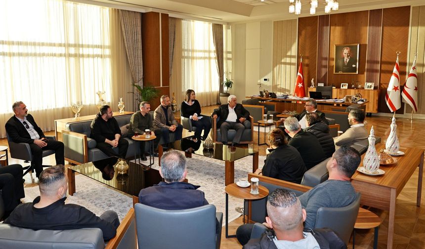 Cumhurbaşkanı Erhürman, bazı sendika temsilcileriyle de görüştü