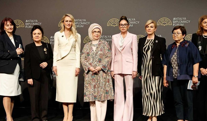 Nilden Bektaş Erhürman Filistin İçin Düzenlenen Eğitimi Destekleme Paneline Katıldı