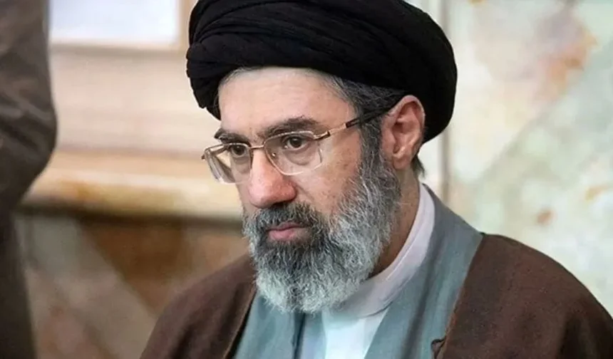 Hamaney: Hürmüz'de yönetimi yeni aşamaya taşıyacağız