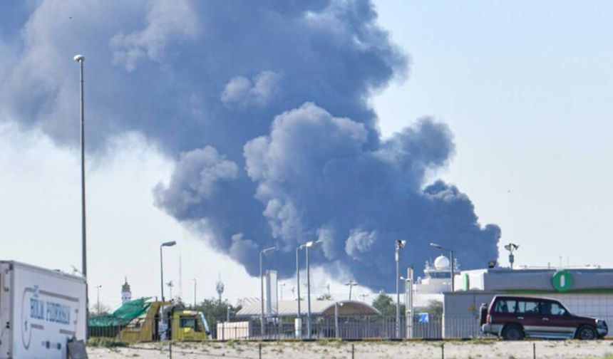 İsrail Savunma Bakanı: “İsrail ordusu İran’ın en büyük petrokimya tesisine saldırı düzenledi”