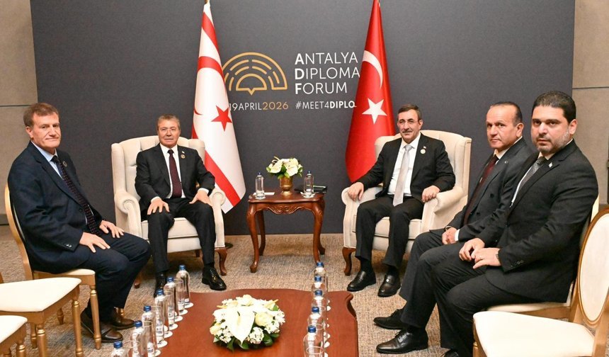 Başbakan Üstel, Yılmaz ile bir araya geldi