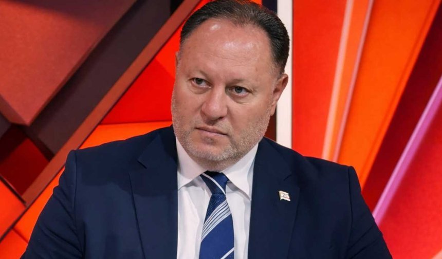 Öztürkler: Hristodulidis’in Türk askerine ‘işgalci’ demesi haddine değildir