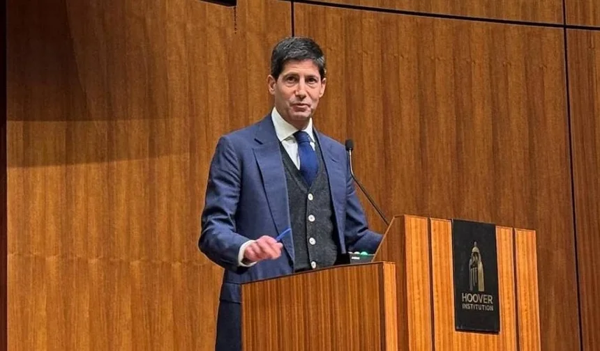 ABD Senatosu Fed başkanlığı için Kevin Warsh'u onayladı