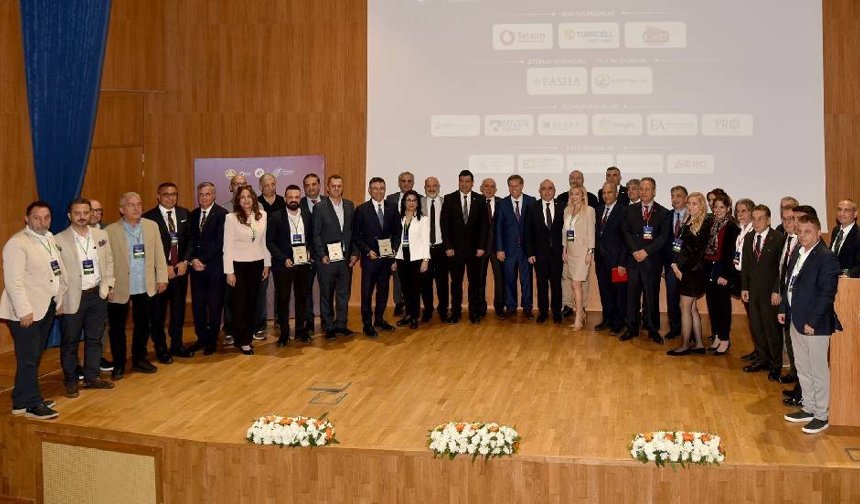 Başçeri: Gençlerin fikirleri sanayiyle buluşmalı, üretime dönüşmeli