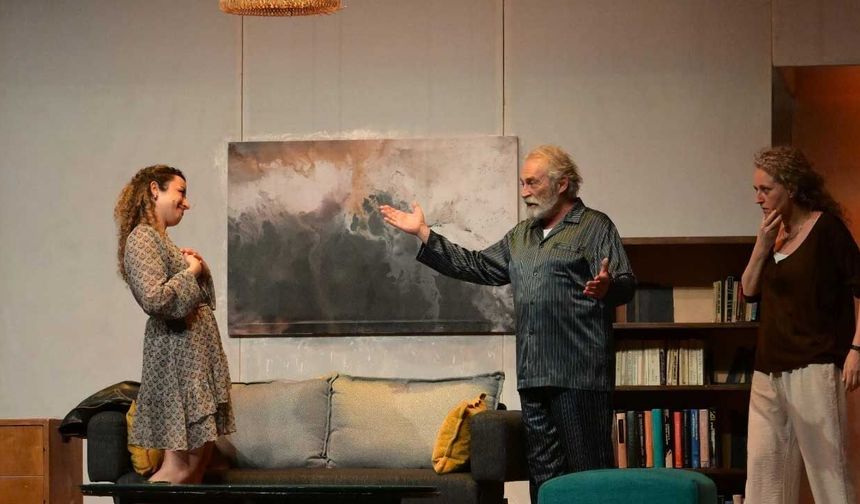 Haluk Bilginer’li “Baba” Oyununa Lefkoşa’da Yoğun İlgi