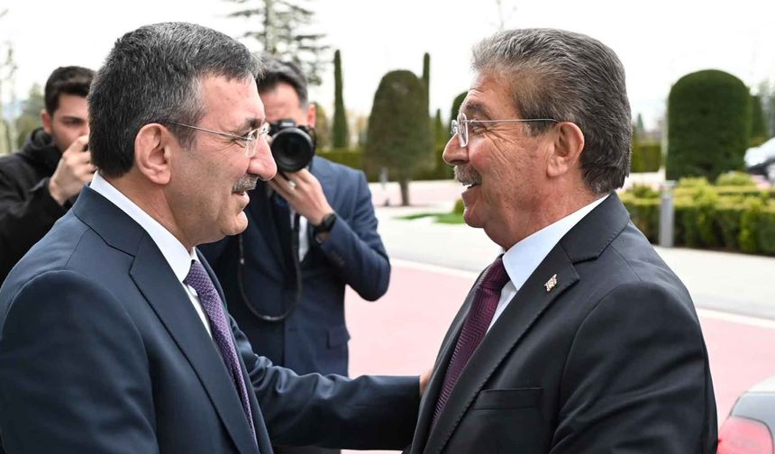 Başbakan Üstel Ankara’da Temaslarını Sürdürüyor
