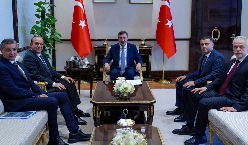 Ataoğlu, Cevdet Yılmaz ile bir araya geldi