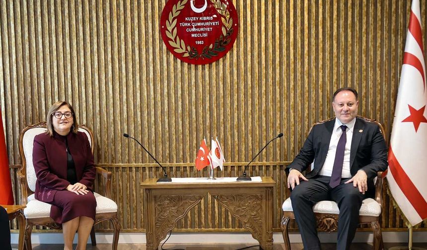 Öztürkler: Bir halkı dünyadan izole ederek barışı tesis edemezsiniz