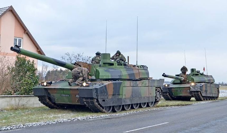 Güney Kıbrıs’ta geri çekilmeleri gündemde olan Fransız tanklarına termal kamera yerleştirilecek