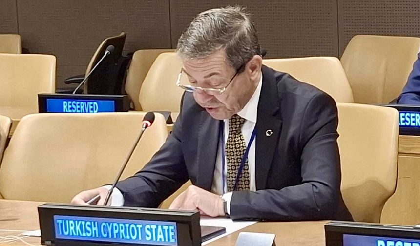 Dışişleri Bakanı Tahsin Ertuğruloğlu: Tek ada, iki devlet